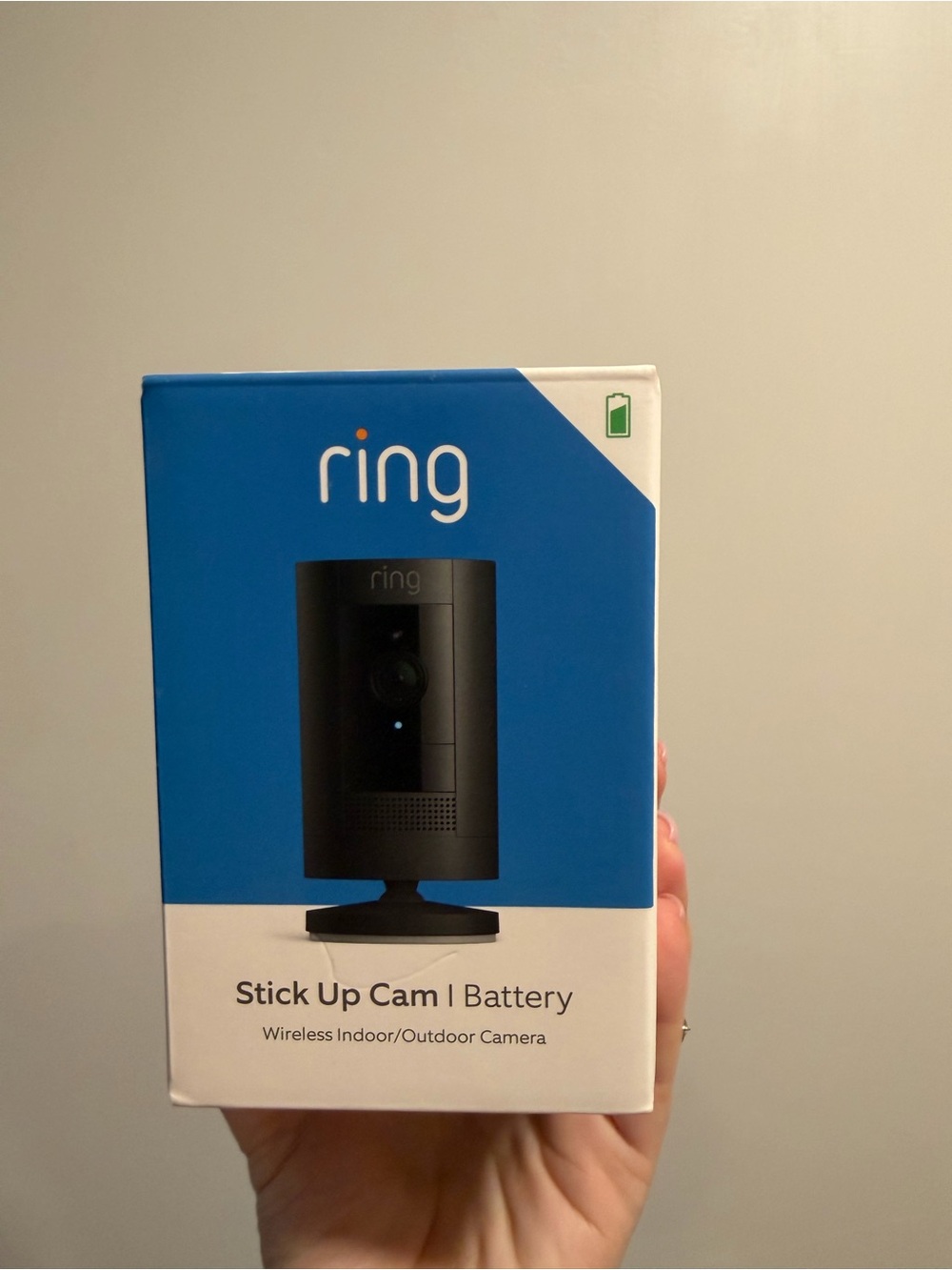 Ring Stick Up Cam Battery - Black and Blue Packaging